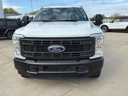 New 2026 Ford F250 XL w/ XL Off-Road Package image 8