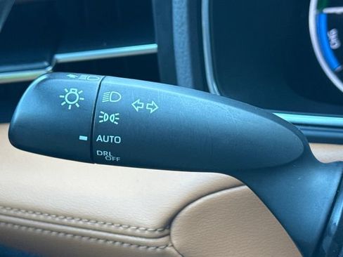 Used 2020 Toyota Avalon Limited w/ Advanced Safety Package FWD image 20