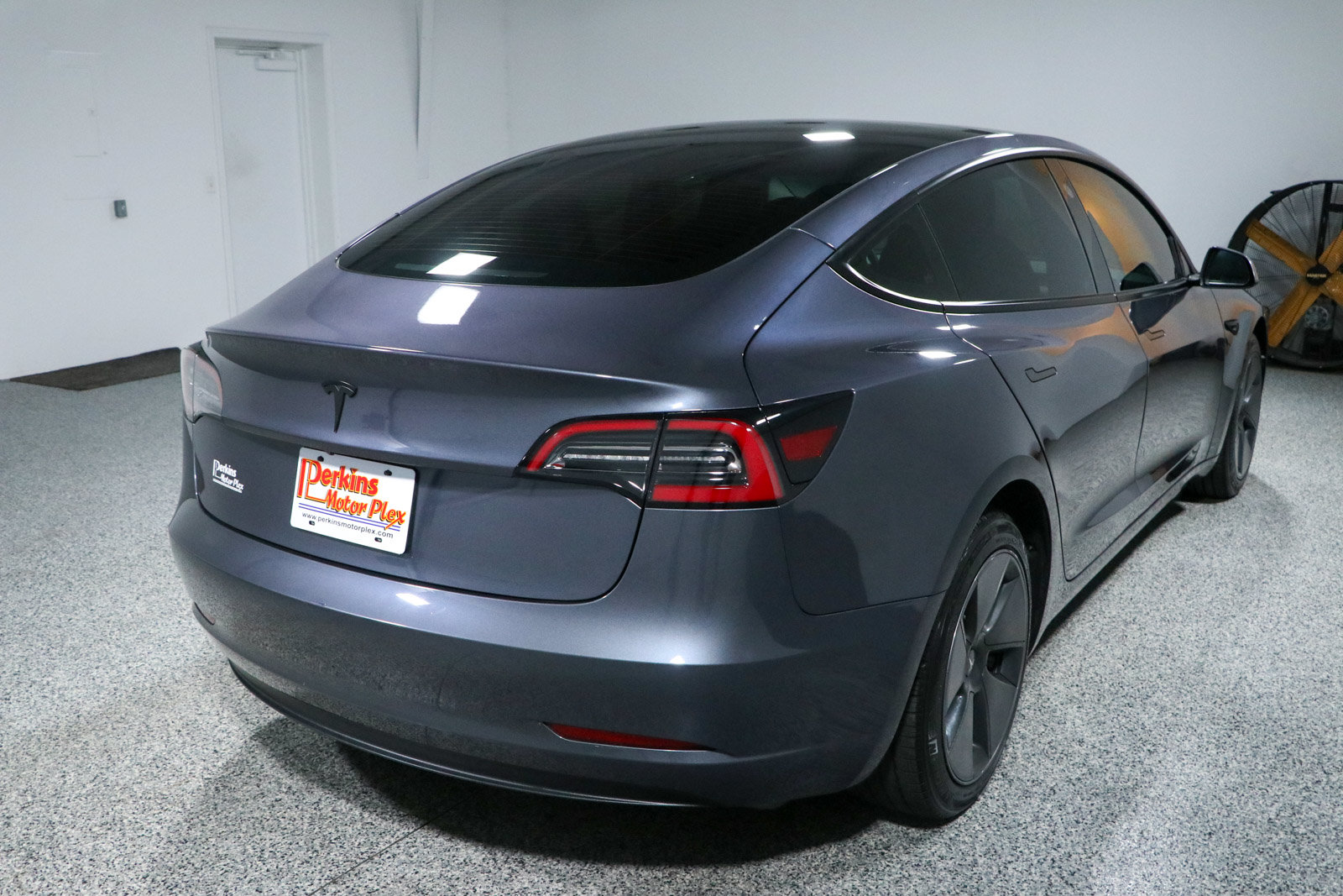 Used 2023 Tesla Model 3 Standard Range RWD image 7