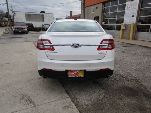 Used 2016 Ford Taurus SEL w/ Equipment Group 201A image 5