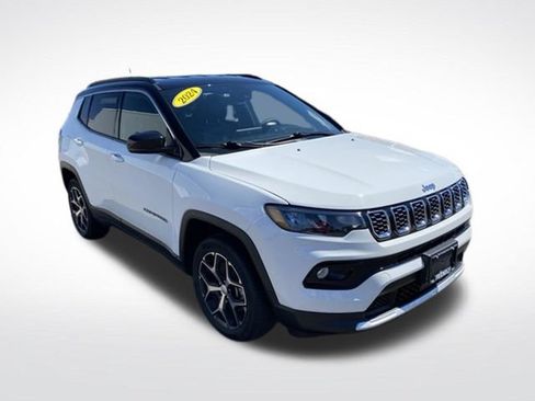 Used 2024 Jeep Compass Limited AWD/4WD image 10