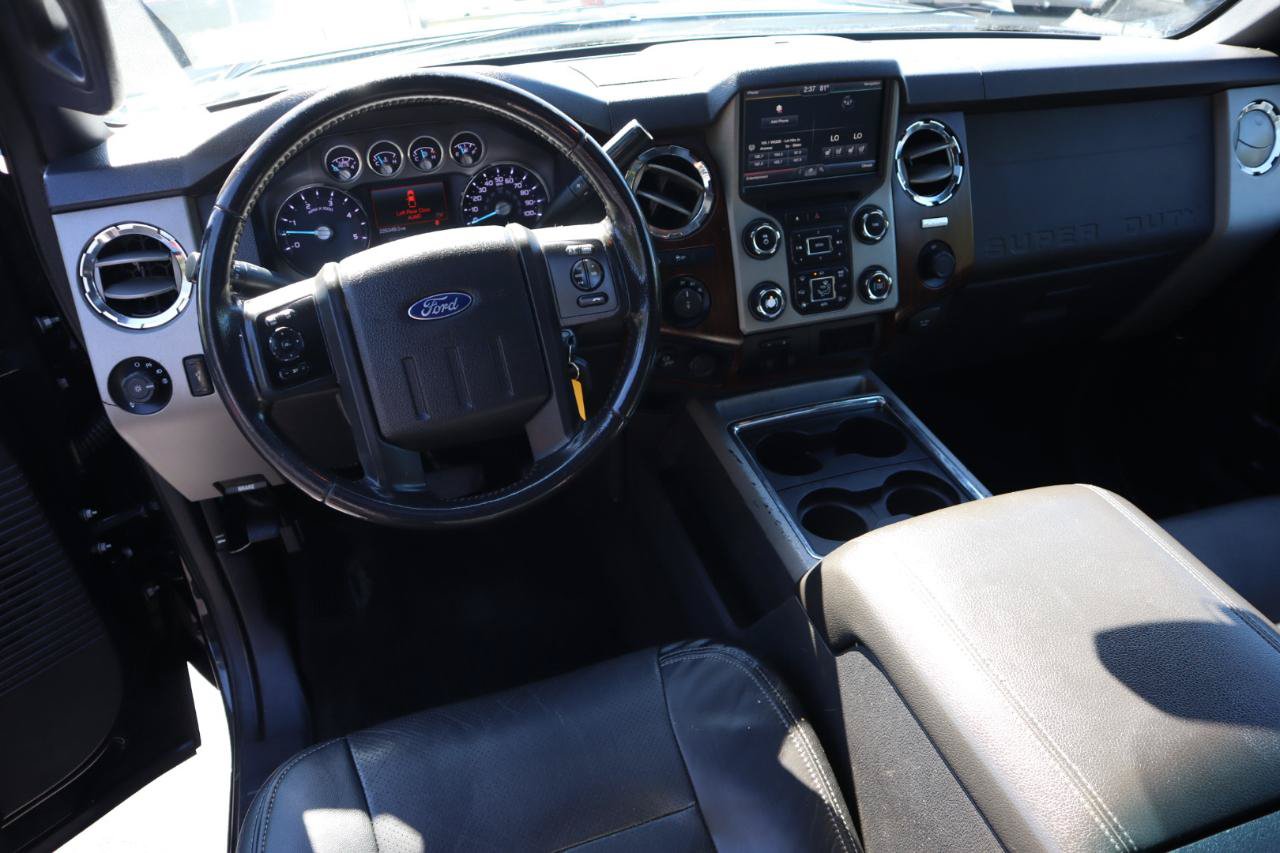 Used 2015 Ford F250 Lariat w/ Lariat Ultimate Package AWD/4WD image 13