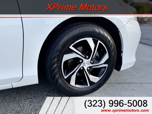 Used 2017 Honda Accord LX image 9