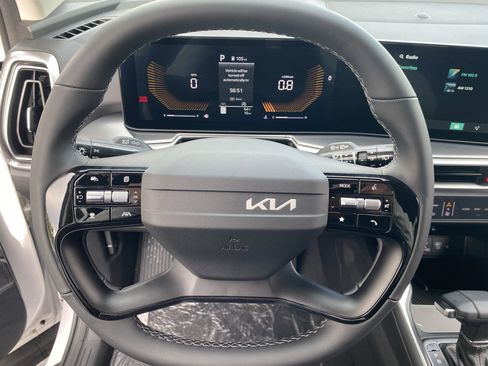 New 2026 Kia Sorento S w/ S Panoramic Sunroof Package image 21