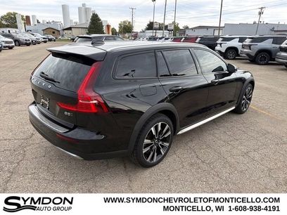 Used 2023 Volvo V60 B5 Cross Country Ultimate