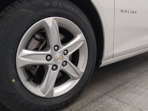 Used 2023 Chevrolet Malibu LT FWD image 31