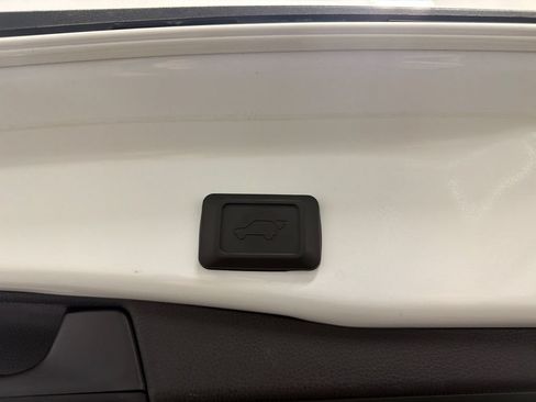 Used 2023 Toyota RAV4 XLE w/ Convenience Package FWD image 20
