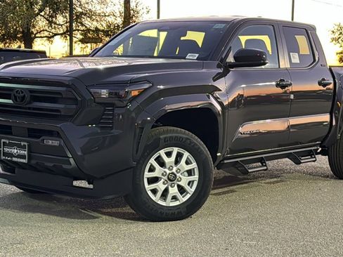 New 2025 Toyota Tacoma SR5 image 34