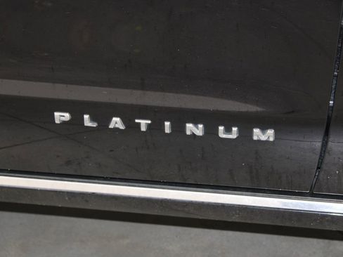 Used 2023 Ford Expedition Platinum AWD/4WD image 11