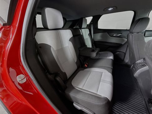 Used 2023 Chevrolet Blazer LT image 32