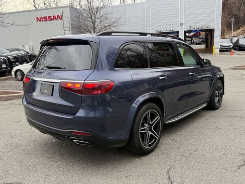 Used 2024 Mercedes-Benz GLS 450 4MATIC image 6