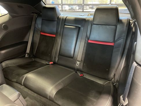 Used 2013 Dodge Challenger SRT8 w/ Harman Kardon Audio Group image 19