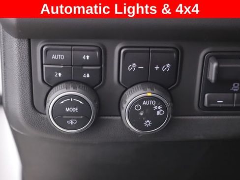 Used 2023 Chevrolet Tahoe Z71 w/ Z71 Off-Road Package AWD/4WD image 21