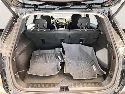 Used 2019 Chevrolet Equinox LT image 8