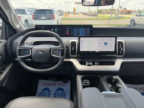 New 2026 Ford Expedition Active RWD image 14