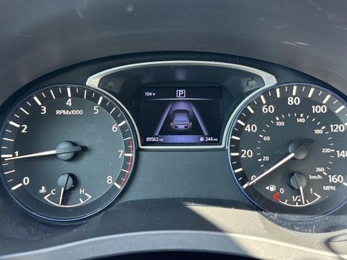 Used 2017 Nissan Altima 2.5 SR image 38