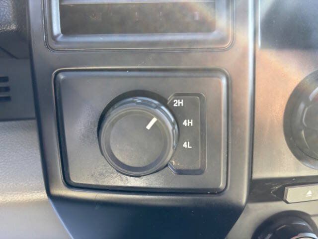 Used 2016 Ford F150 XL w/ Equipment Group 101A Mid AWD/4WD image 13