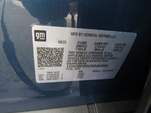 New 2025 Chevrolet Suburban Premier image 19