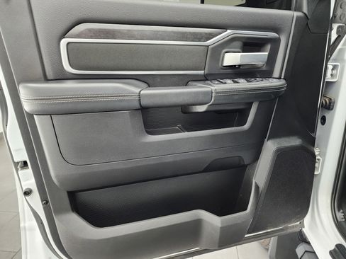 Used 2024 RAM 2500 Big Horn w/ Night Edition image 36