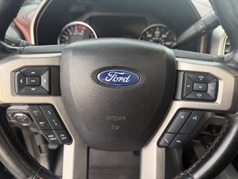 Used 2021 Ford F250 Platinum AWD/4WD image 34