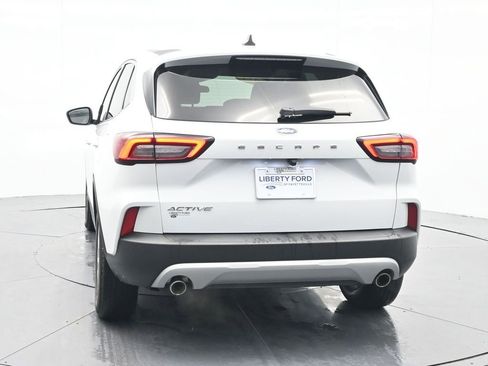 Used 2023 Ford Escape Active image 9