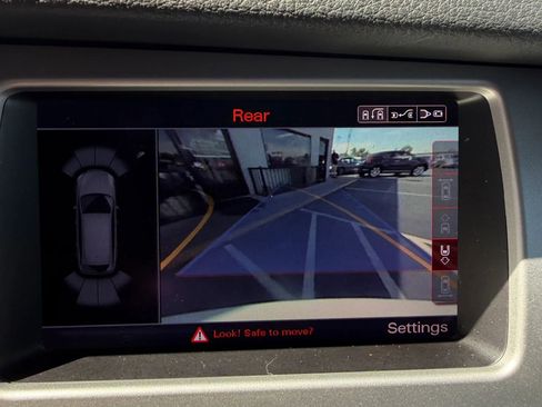 Used 2015 Audi Q7 3.0T S line Prestige w/ Towing Package AWD/4WD image 23