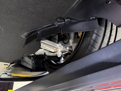 Used 2018 Porsche 911 GT2 RS image 85