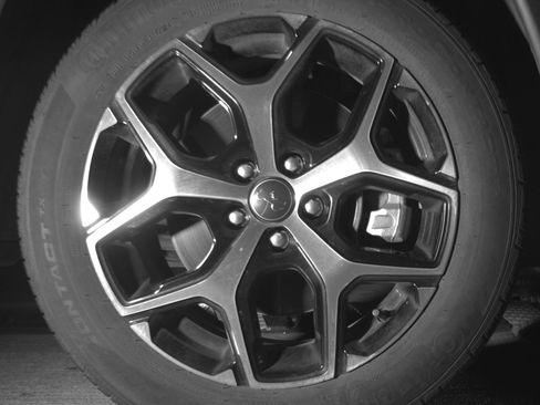 Used 2025 Jeep Compass Limited image 13