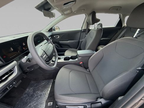 New 2026 Kia K4 FWD image 11
