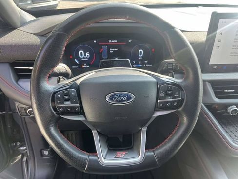 Used 2025 Ford Explorer ST AWD/4WD image 21