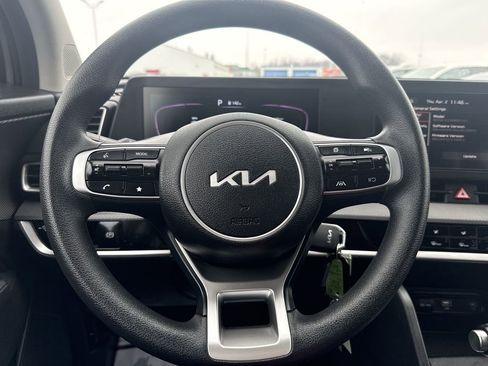 Used 2024 Kia Sportage LX AWD/4WD image 11