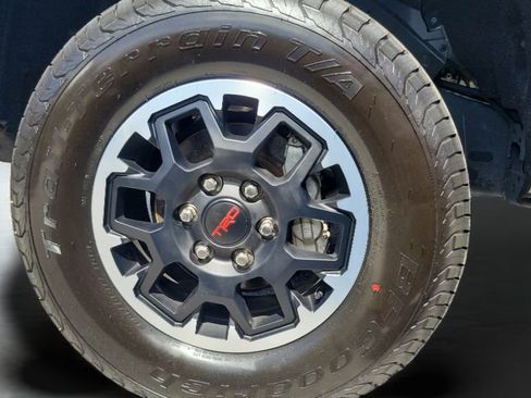 Used 2024 Toyota Tacoma SR5 RWD image 27