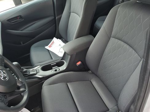 Certified 2024 Toyota Corolla LE FWD image 17
