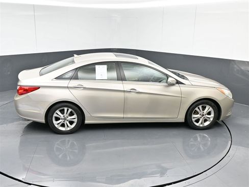 Used 2011 Hyundai Sonata Limited FWD image 23