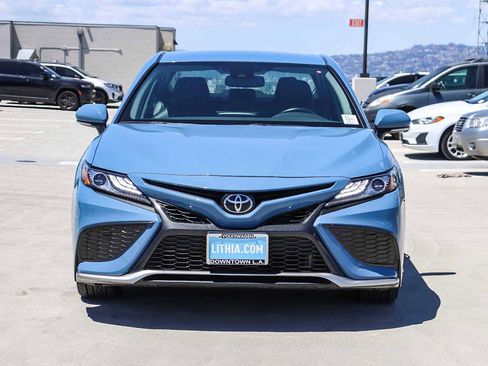 Used 2024 Toyota Camry XSE FWD image 2