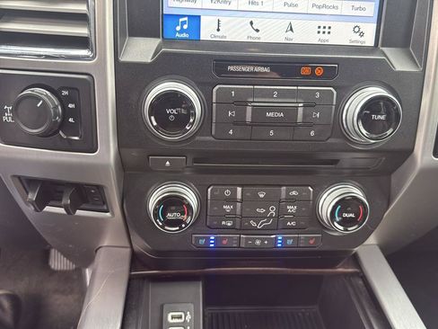 Used 2017 Ford F250 Platinum w/ Platinum Ultimate Package AWD/4WD image 15