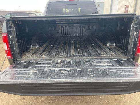 Used 2018 Ford F150 XLT w/ Equipment Group 302A Luxury image 10