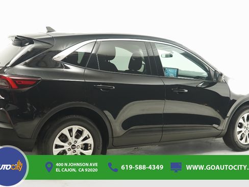 Used 2023 Ford Escape Active w/ Tech Pack #2 FWD image 8
