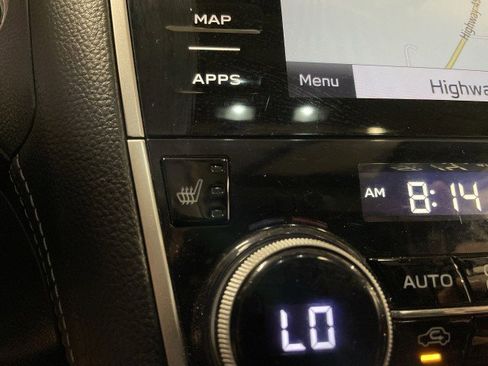 Used 2019 Subaru Outback 3.6R Limited image 22