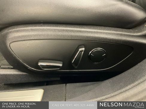 Used 2016 Lincoln MKZ w/ Equipment Group 300A Reserve FWD image 26
