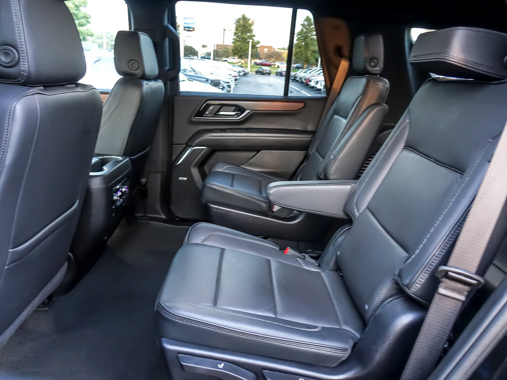 Certified 2025 GMC Yukon Denali AWD/4WD image 14