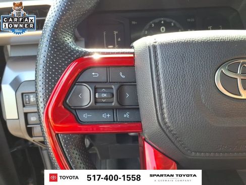 Used 2025 Toyota Tacoma SR5 AWD/4WD image 17