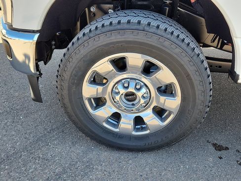 New 2026 Ford F250 Lariat w/ Chrome Package image 7