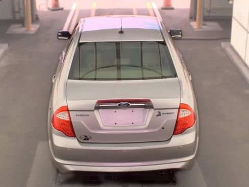 Used 2012 Ford Fusion Hybrid FWD image 4
