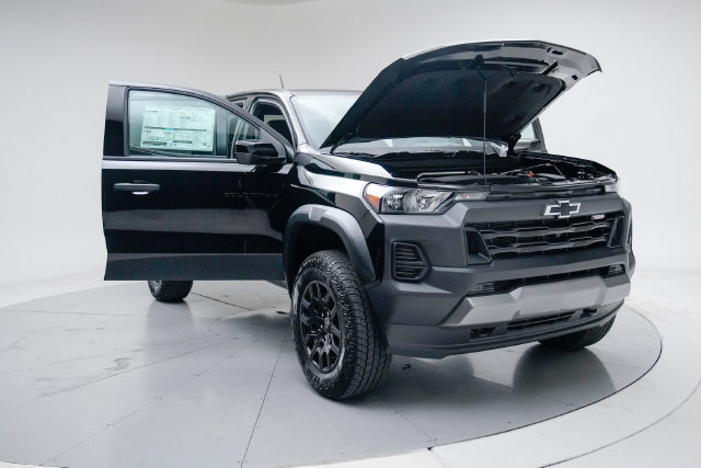 New 2026 Chevrolet Colorado Trail Boss AWD/4WD image 17