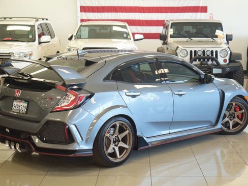 Used 2018 Honda Civic Type R image 38