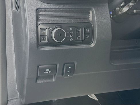 New 2026 Ford F250 Lariat w/ Black Appearance Package AWD/4WD image 10