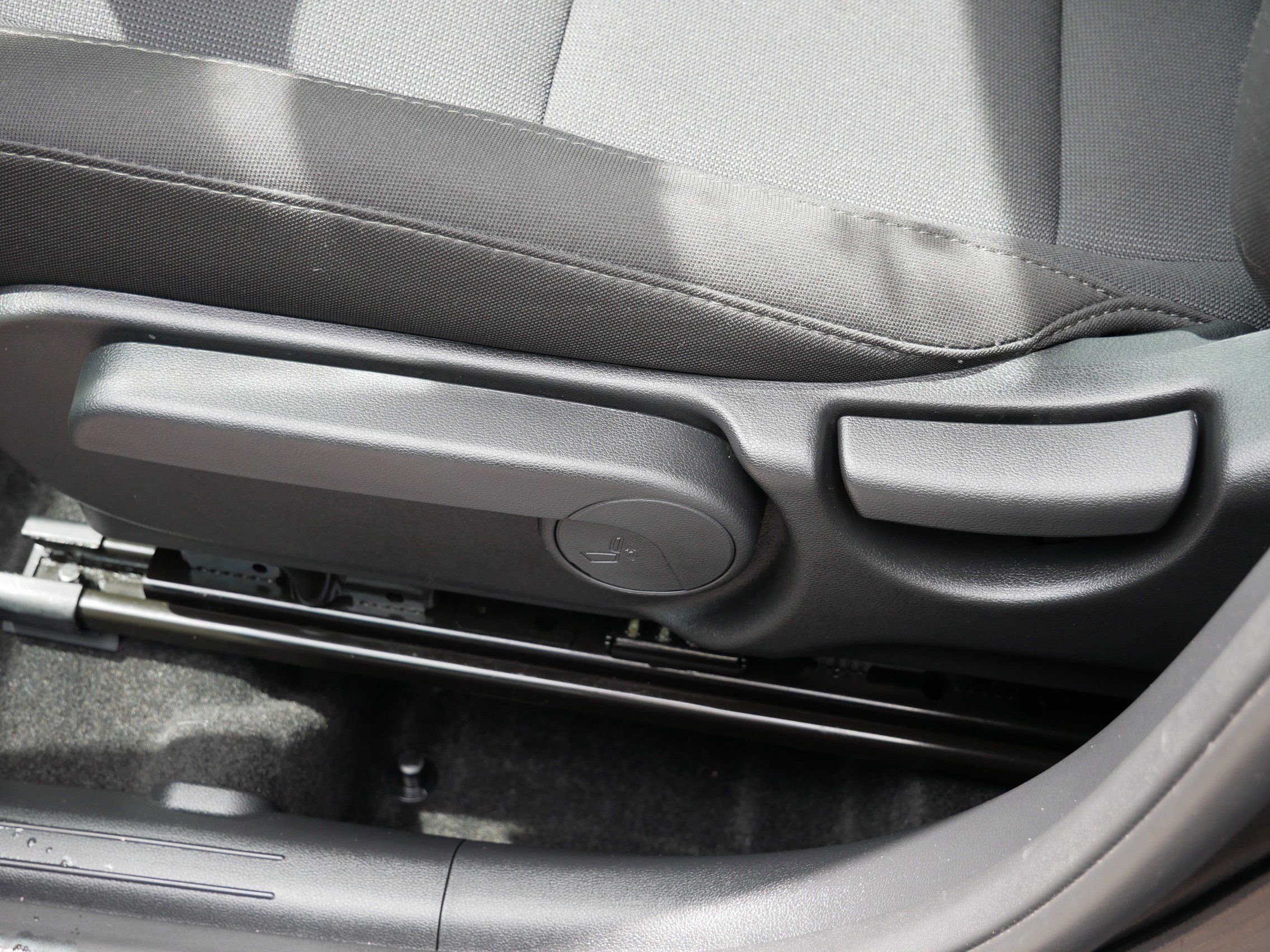 Certified 2026 Hyundai Kona SEL Sport AWD/4WD image 20