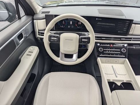 Used 2026 Hyundai Santa Fe SE FWD image 16