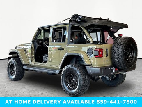 New 2026 Jeep Wrangler Unlimited Sahara AWD/4WD image 4